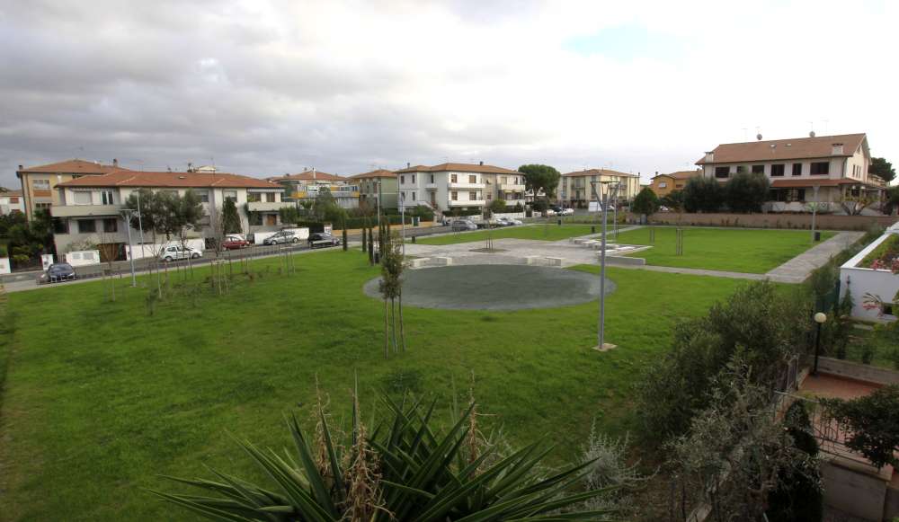 Piazza Massimiliano Oretti, Cecina (Li)