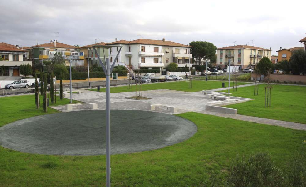 Piazza Massimiliano Oretti, Cecina (Li)