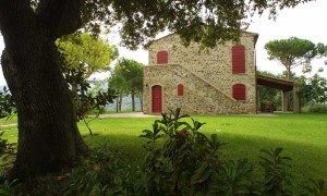 copertina-residenza-villa-privata-castagneto